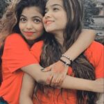 Manisha-Rani-with-her-sister-Sharika-Rani