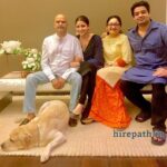 anushka-sharma-with-her-family