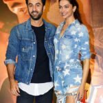 deepika-padukone-with-her-boyfriend-ranbir-kapoor